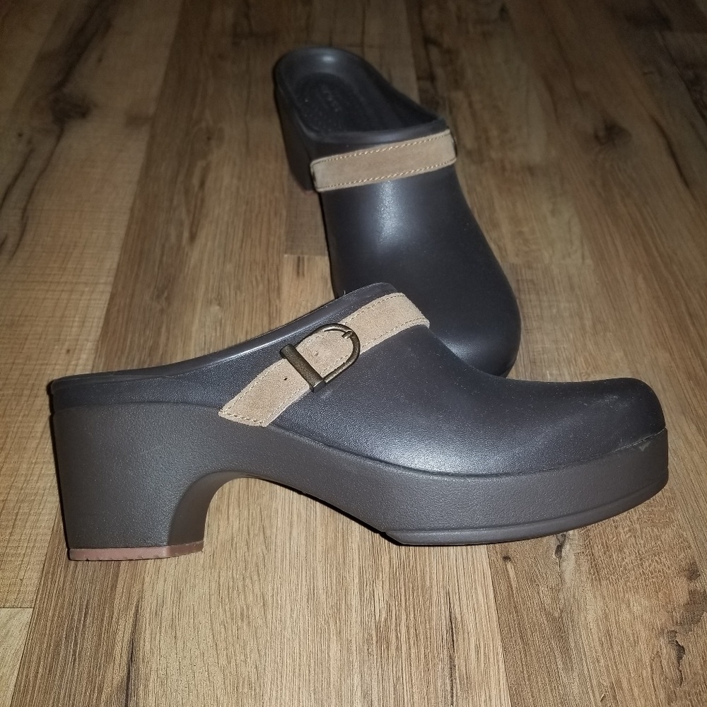 Crocs clogs, NWOT